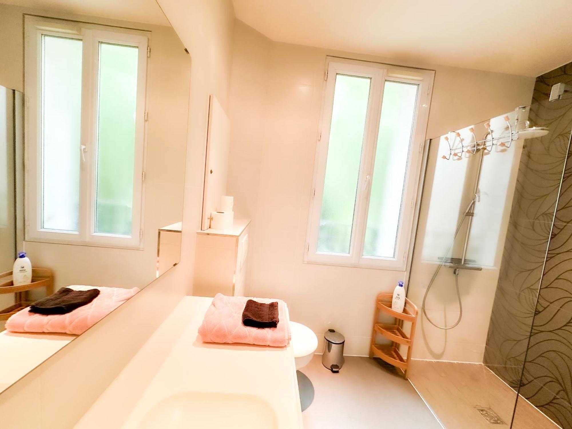 Superbe Appartement Proche Disney Quincy-Voisins Екстериор снимка